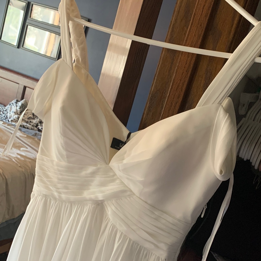 Lulu's White Wedding Dress